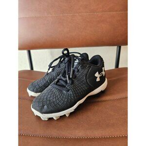 Under Armour Soccer Cletes Size 11K Toddler Size